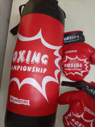 Saco Boxeo Infantil Megaventura + Guantes