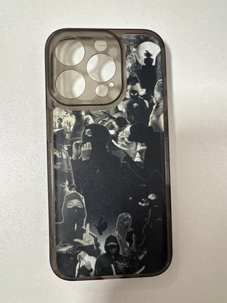 Funda iPhone 15 Pro Beny Jr