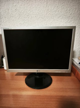 Monitor LG Flatron L222WS-SN