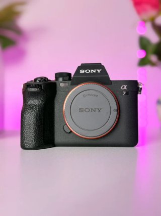 Sony A7 IV (45 disparos) NUEVA