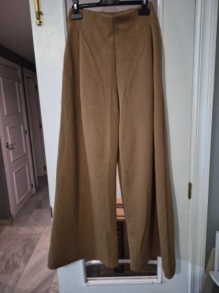 Pantalón de corte ancho marrón