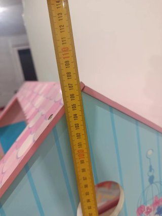 Casita de muñecas rosa
