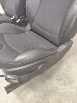 Asientos delanteros Mini S de 2014.