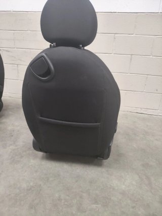 Asientos delanteros Mini S de 2014.