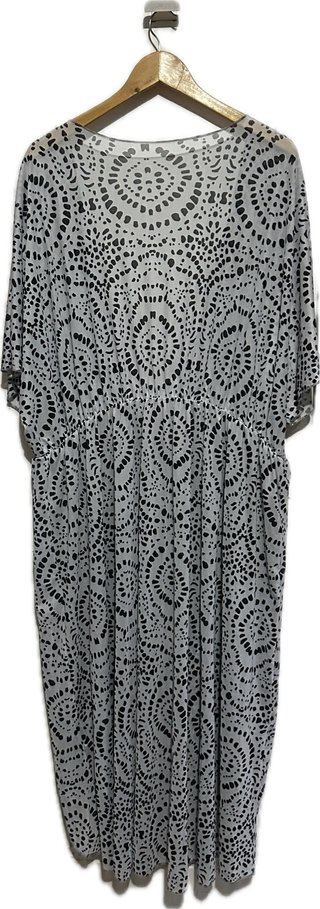 Kimono estampado blanco y negro