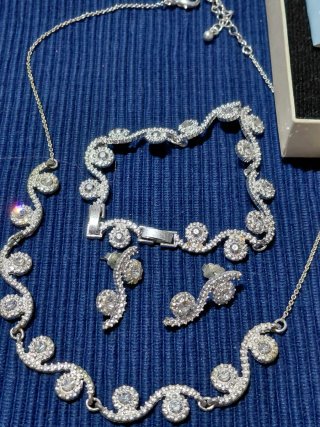 Conjunto Avon collar, pulsera y pendientes