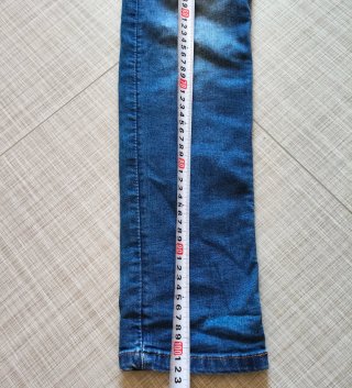 Jeans Desigual con bordados