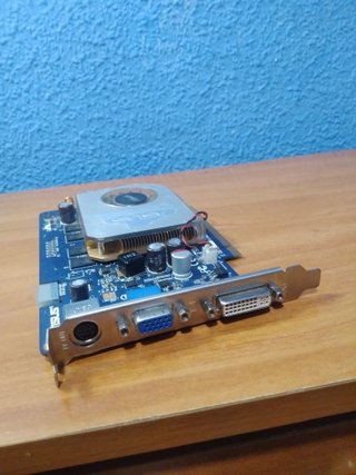 Tarjeta Gráfica Asus PCI Express 512MB