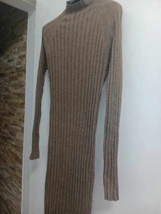 Vestido de punto marrón