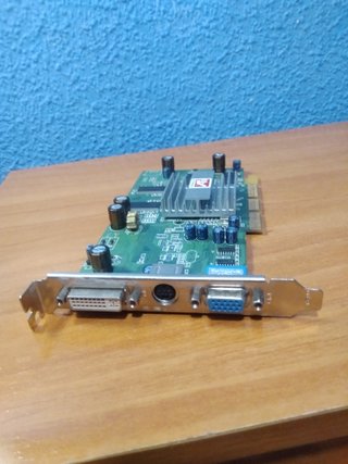 Tarjeta Gráfica ATI AGP 256MB