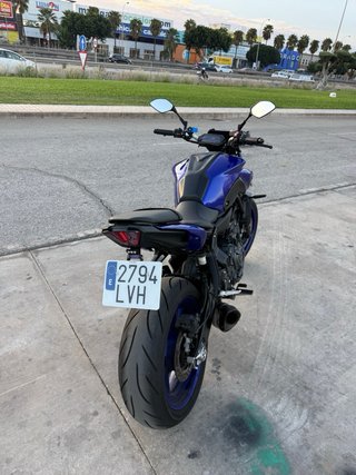 YAMAHA MT07 2021