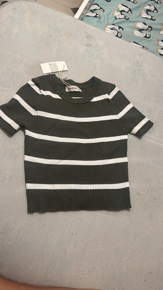 Camiseta de rayas verde y blanca Talla S/M