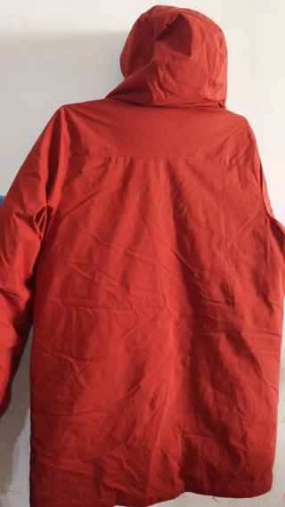 Chaqueta / Parka roja Pull & Bear (M) Como nueva