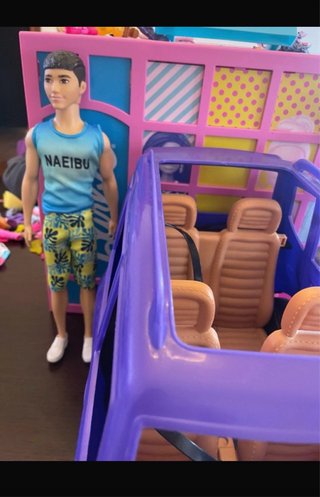SUV Viola Barbie e Ken