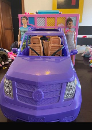 SUV Viola Barbie e Ken