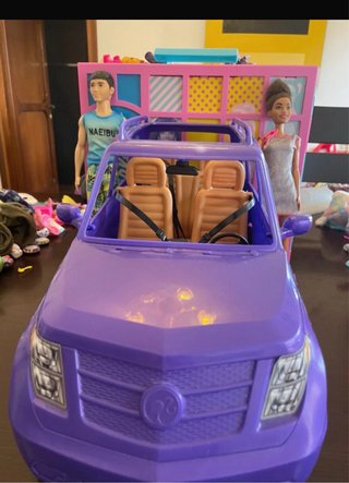 SUV Viola Barbie e Ken