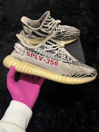 Adidas Yeezy Boost 350 V2 "Zebra", Talla 43.