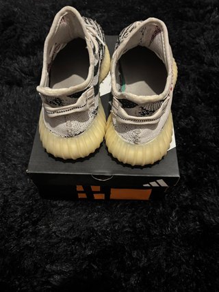 Adidas Yeezy Boost 350 V2 "Zebra", Talla 43.
