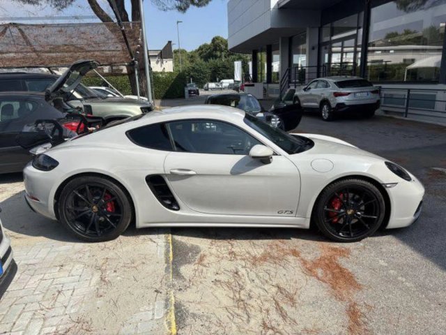 Porche 718 Cayman 2018