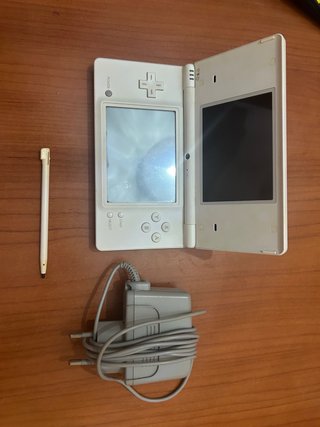 Nintendo DSi Blanca