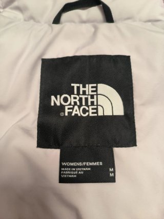 Chaqueta The North Face rosa