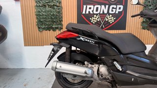Yamaha Xmax 125