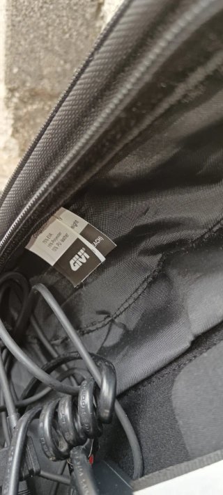 Maleta de Depósito Ducati Givi