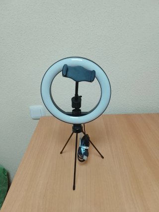 Aro de luz con soporte para móvil