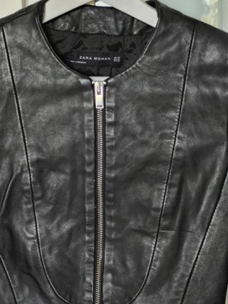Chaqueta Zara Piel Negra Talla XS