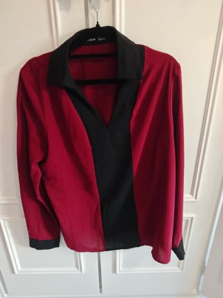 Blusa Burdeos y Negra