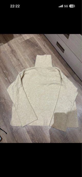 Jersey Beige Bershka con Cremallera
