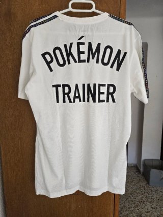 Camiseta Adidas x Pokémon Blanca Talla M