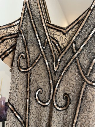 Vestido Midi Zara con Abalorios Edición Especial