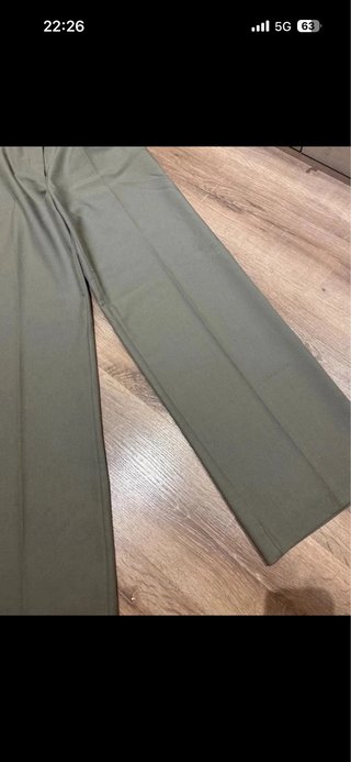 Pantalón de traje Zara caqui
