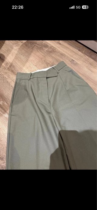Pantalón de traje Zara caqui