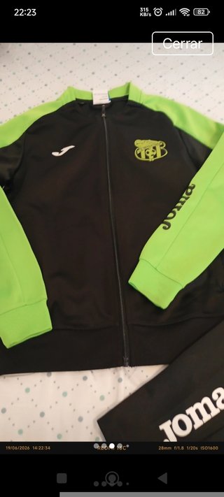 Chándal  niño del Betis Florida talla 12 años