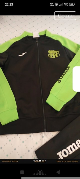 Chándal  niño del Betis Florida talla 12 años
