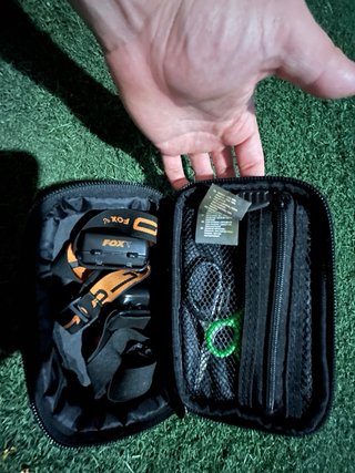 Bolsos y caja de pesca Fox