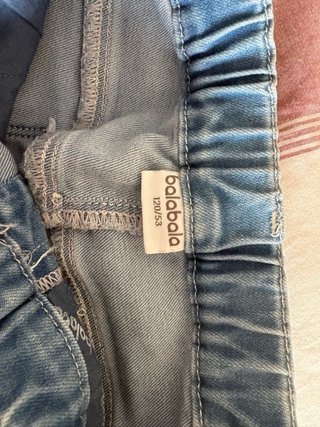 Lote de 4 pantalones para niña