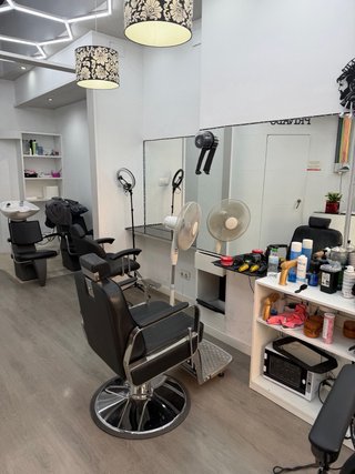 Traspaso barberia y estetica