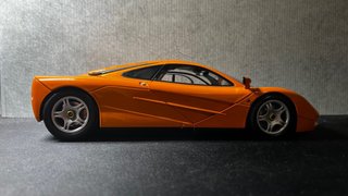 Maqueta 1:18 del McLaren F1 road car