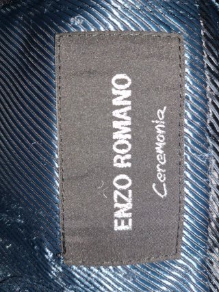 Traje de novio azul