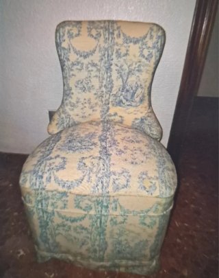 Poltrona Classica Imbottita