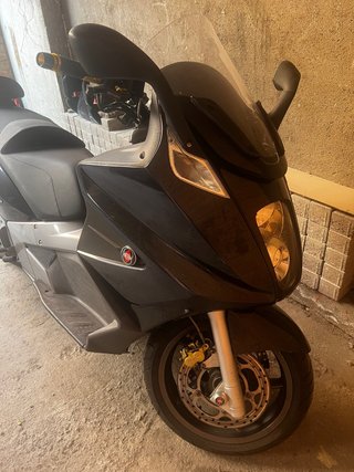 Gilera GP800 ACEPTO CAMBIOS QUE ME INTEREN