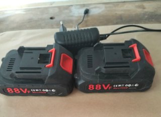 2 Baterías 88V y Cargador