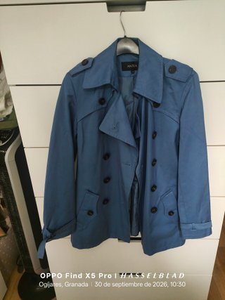 Gabardina corta azul