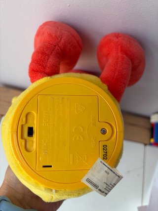 Muñeco Pato con sombrero y mascarilla