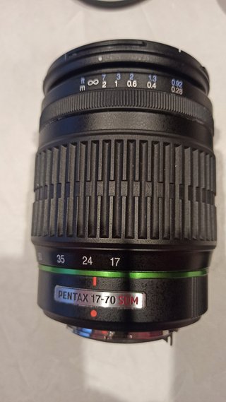 Objetivo PENTAX 17-70mm f4 - Para piezas o reparar
