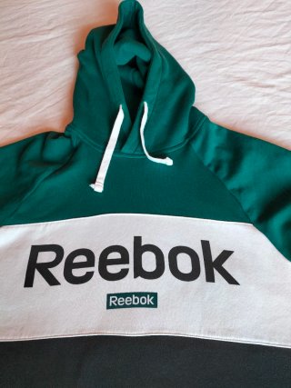 Sudadera Reebok con capucha