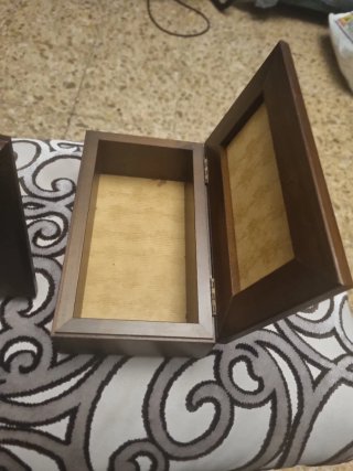 Joyero y Reloj de Sobremesa